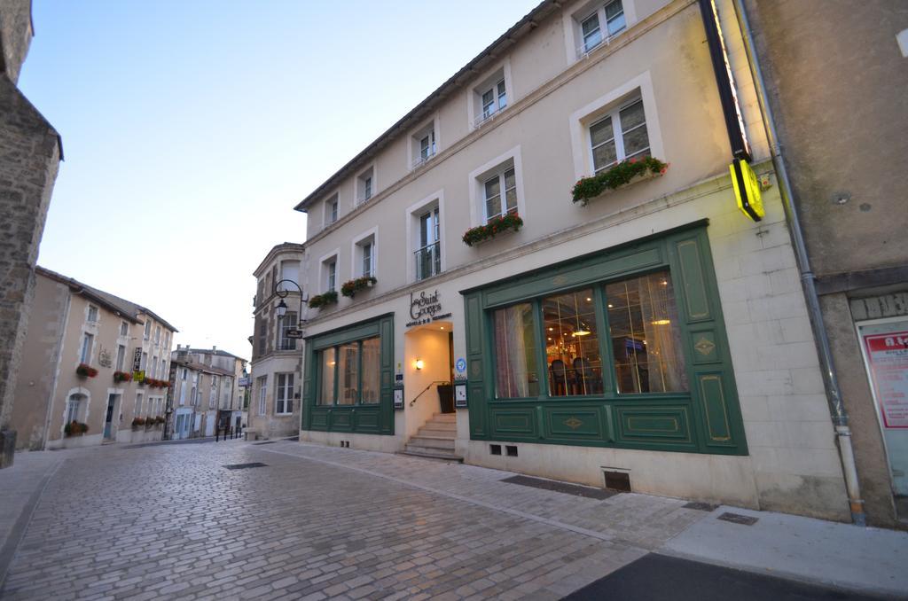 Logis Hotel Le Saint Georges Vivonne ภายนอก รูปภาพ