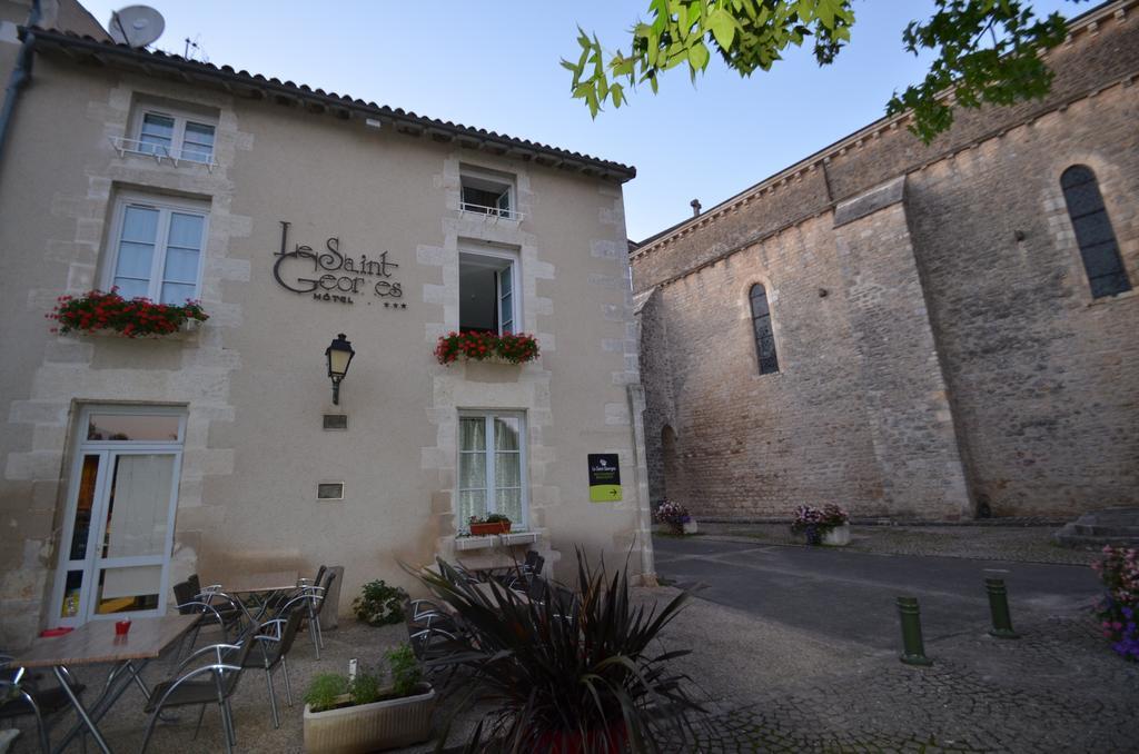 Logis Hotel Le Saint Georges Vivonne ภายนอก รูปภาพ