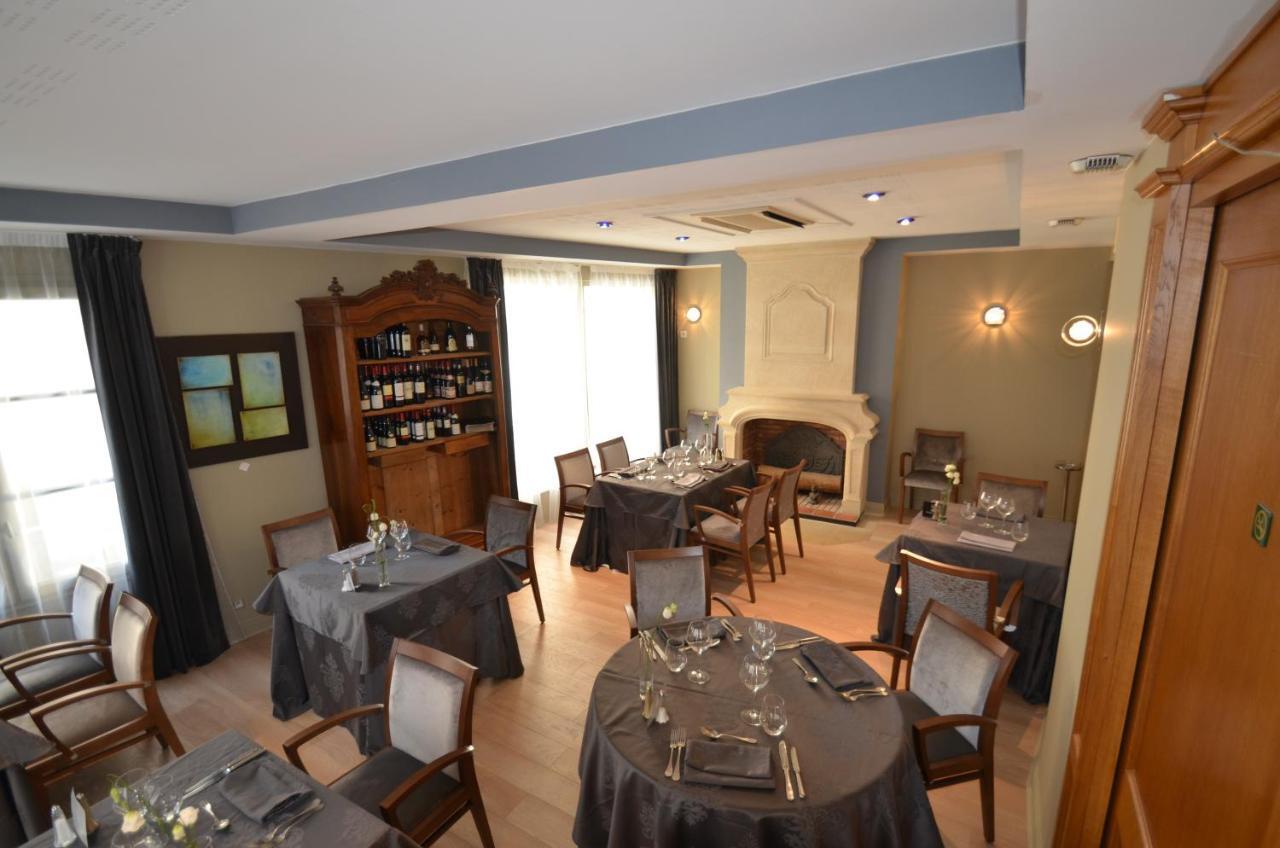 Logis Hotel Le Saint Georges Vivonne ภายนอก รูปภาพ
