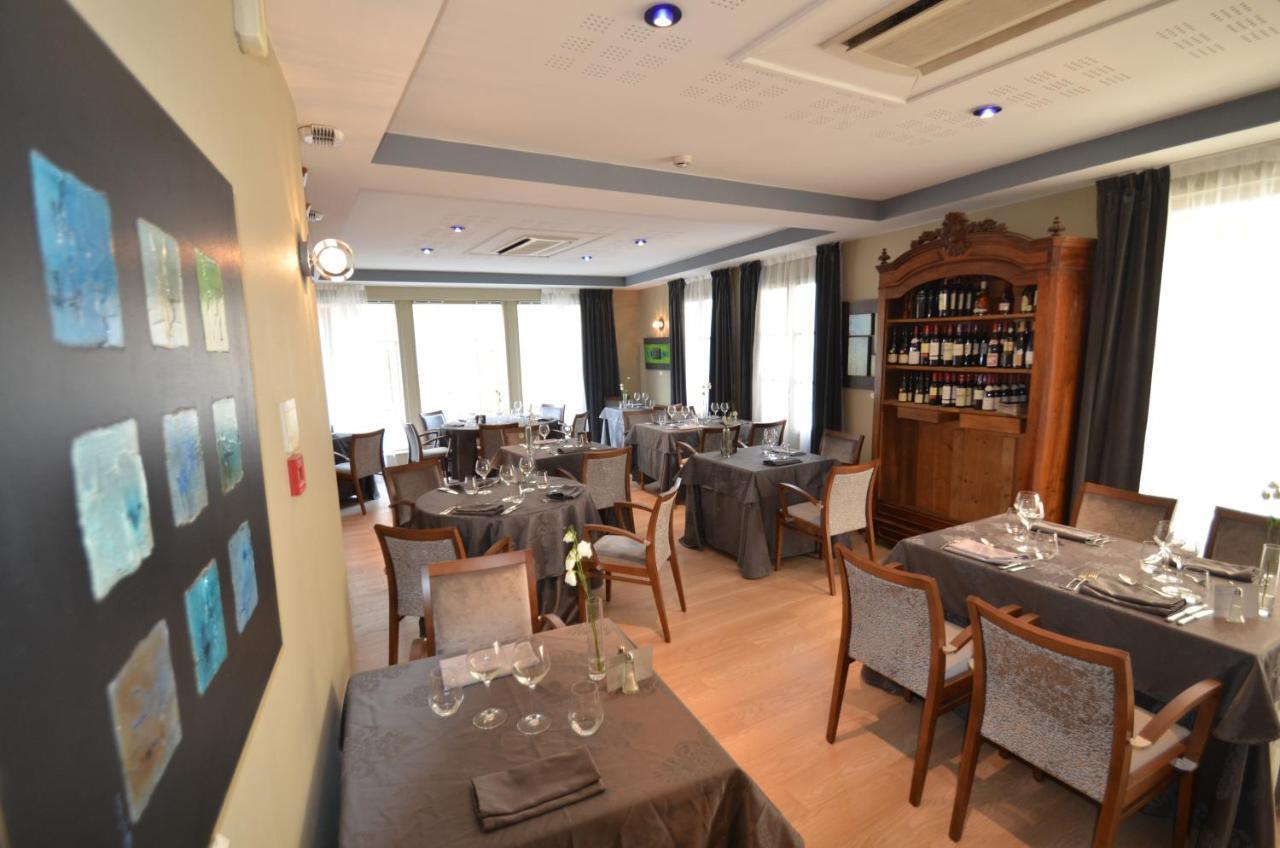 Logis Hotel Le Saint Georges Vivonne ภายนอก รูปภาพ